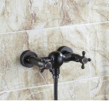 Nostalgische olie brons douchekraan muurbevestiging inclusief handdouche met wit keramiek