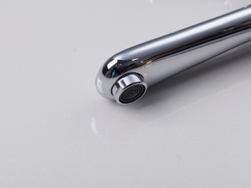 Nostalgische wastafelkraan klassiek model chroom afgewerkt design kraan