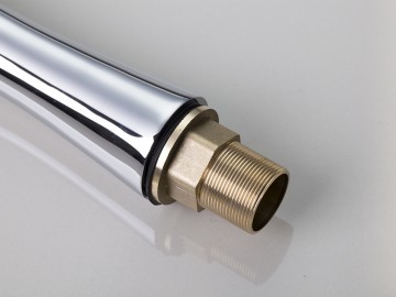 Nostalgische wastafelkraan klassiek model chroom afgewerkt design kraan