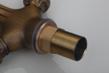 Nostalgische wastafelkraan Klassiek model Brons afgewerkt retro