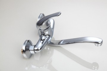 Badkraan chroom met extra lange draaibare uitloop(mond)