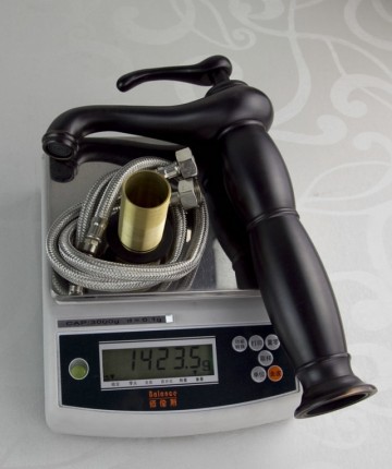 Retro wastafelkraan Klassiek model olie brons / zwart afgewerkt