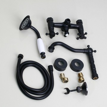 Bad kraan zwart badkamer