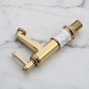 Badique fontein wasbak en gouden kraan 6