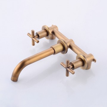 Badique muurkraan bronskleur landelijk 4