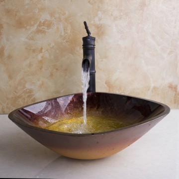 Bamboe stijl kraan en waskom