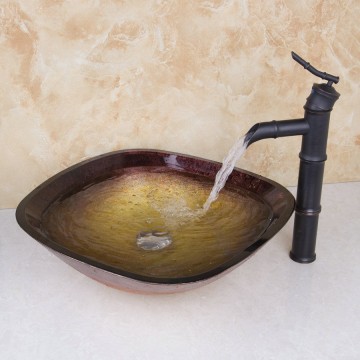 Bamboo kraan met waskom