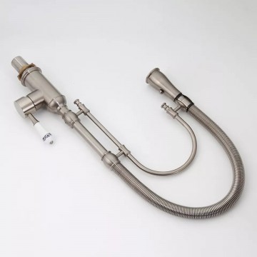 Boven aanzicht geborsteld nikkel keukenkraan malvizza