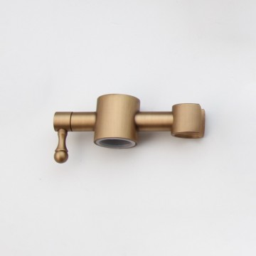 Bronskleurige houder