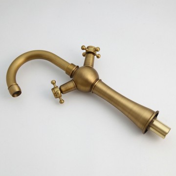 Bronskleurige messing kraan