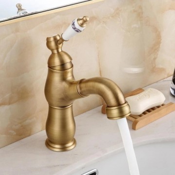 Bronskleurige wastafelkraan elegant mengkraan 8