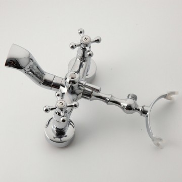 Chroom landelijke stijl badkraan