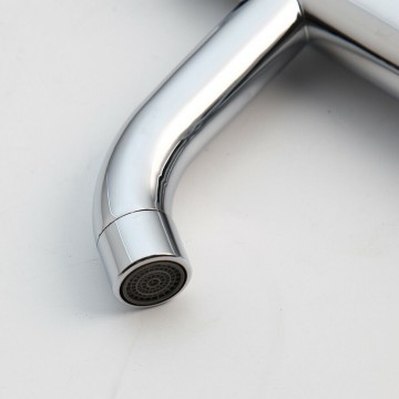 Chroom uitloop met perlator