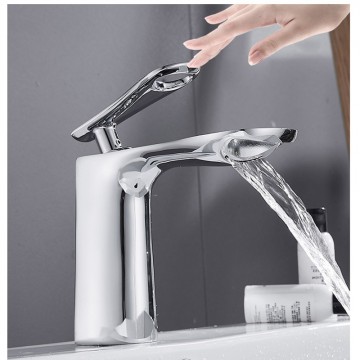 Chroom wastafelkraan keramische schijven 13