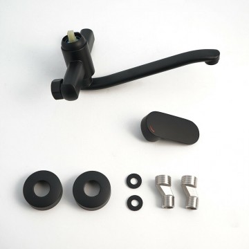 Complete set zwarte muurkraan met draaibare uitloop