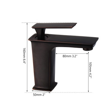 Detail wastafelkraan olie brons