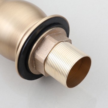 Draadbuis bronskleurige wastafel kraan