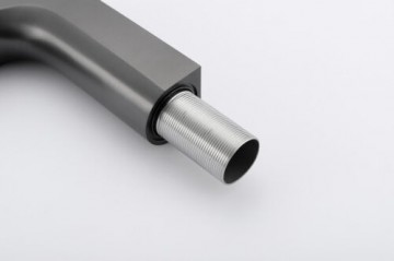 Draadbuis gun metal wastafelkraan 1