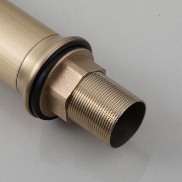 Draadbuis hoge bronskleurige wastafelkraan