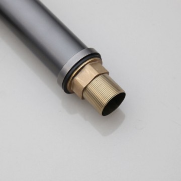 Draadbuis wastafelkraan badkamerkraan gun metal