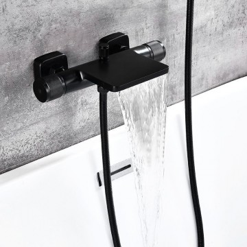 Elegante zwarte waterval badkraan