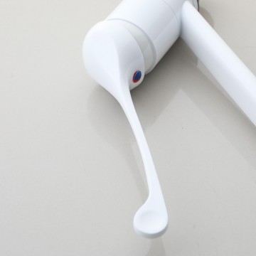 Elleboog medische mengkraan wit 8