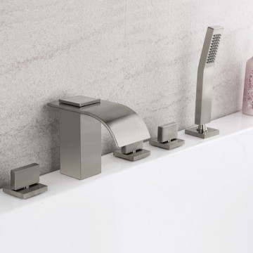 Geborsteld nikkel 5 delige waterval badkraan 4