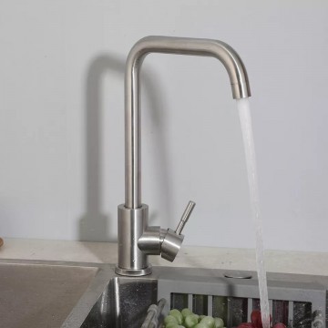 Geborsteld nikkel keuken kraan draaibaar