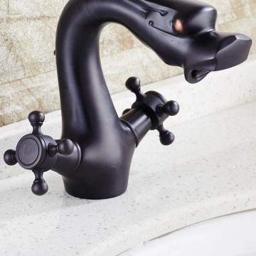 Geheel draken wastafelkraan