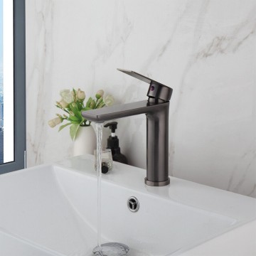 Gm20 wastafelkraan badkamerkraan gun metal uitvoering