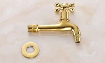 Goud kleurige muur kraan