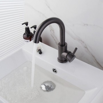 Gun metal wastafelkraan