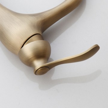 Hendel bronskleurige mengkraan nostalgisch model