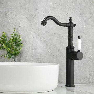 Hoge zwarte landelijke mengkraan 2