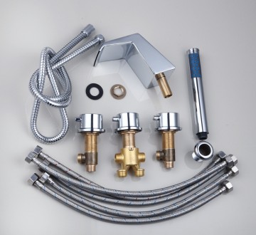 5 delige watervalkraan voor montage op badrand  inclusief handdouche en slang