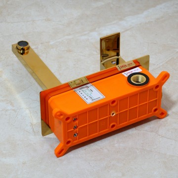 Inbouw unit gouden kraan