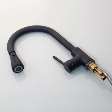 Keukenkraan zwart uittrakbare sproeikop 3