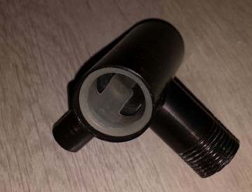 Koppelstuk bestemd voor de olie brons douche-sets