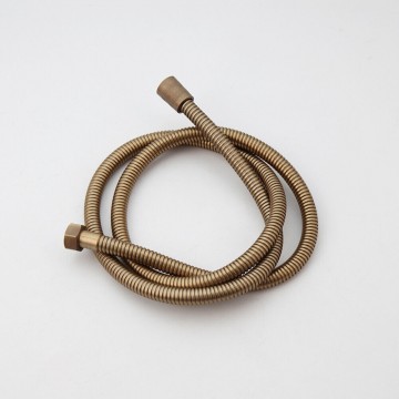Landelijk bronskleurige doucheslang