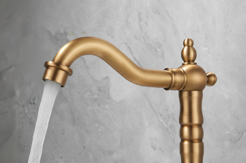 Landelijke bronskleur mengkraan nostalgisch 2