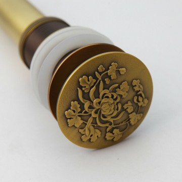 Landelijke click afvoer met bloemmotief