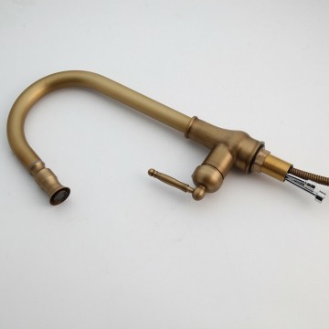 Landelijke krana voor keuken