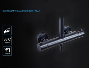 Mat zwart thermostaat kraan