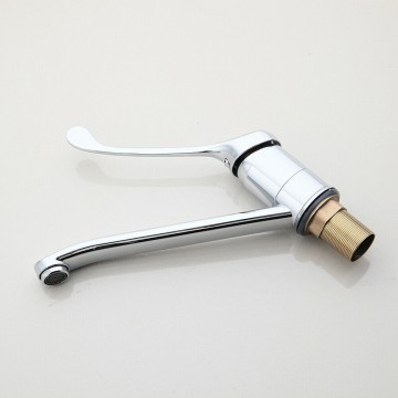 Medische mengkraan voor warm en koud