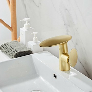 Mengkraan mat goud 0