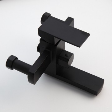 Mengkraan zwarte opbouw regendouche