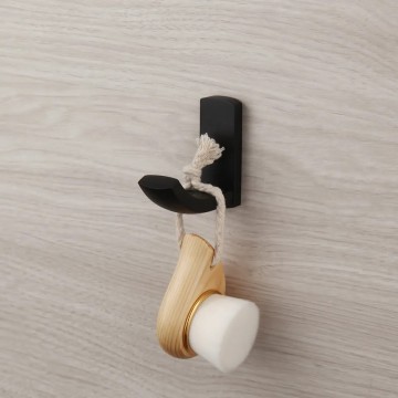 Modern zwart badkamerhaakje