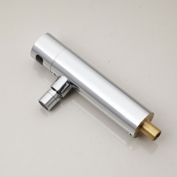 Moderne chroom sensorkraan