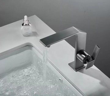 Moderne wastafelkraan gun metal 0