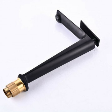 Moderne zwarte wastafelkraan